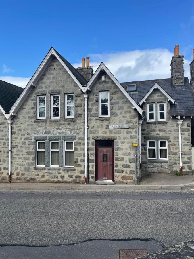 Newsagents Flat Apartment Lairg Exterior photo